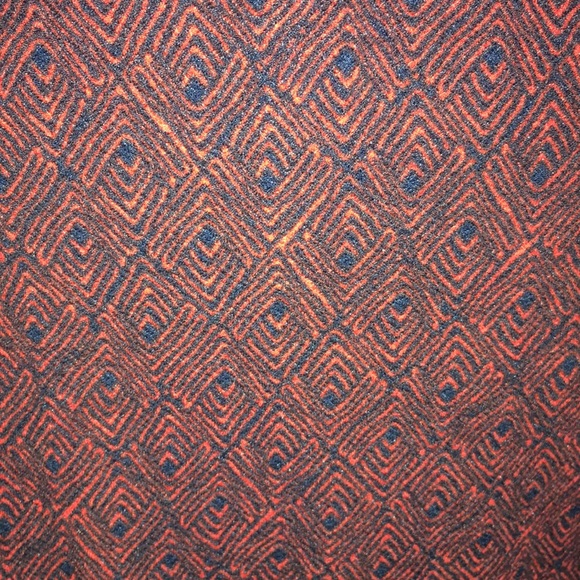 NWT M Lularoe Cassie - Picture 2 of 2